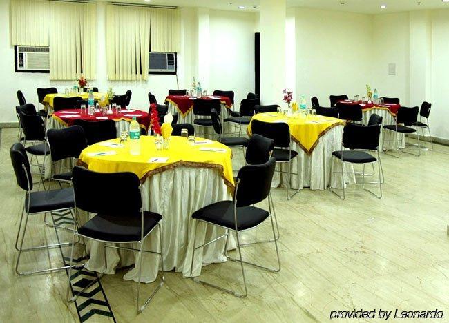 Hotel Shanti Palace West Nueva Delhi Restaurante foto